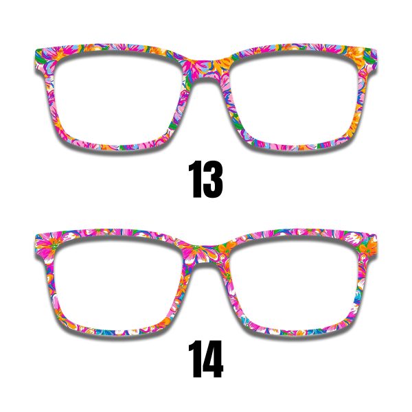 Groovy Lilly Topper
